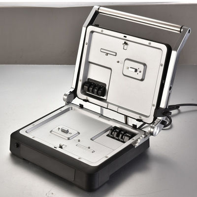 Rating d'efficacité énergétique électrique Classe A 2200w Waffle Panini Maker 1 an de garantie