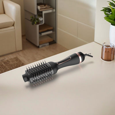 Brosse Sèche-Cheveux Électrique Multifonction avec Brosse Ovale pour un Coiffage Facile à la Maison, en Salon ou en Voyage